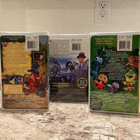 Walt Disney VHS Tapes - Lot of 3 - Picture 2 of 6